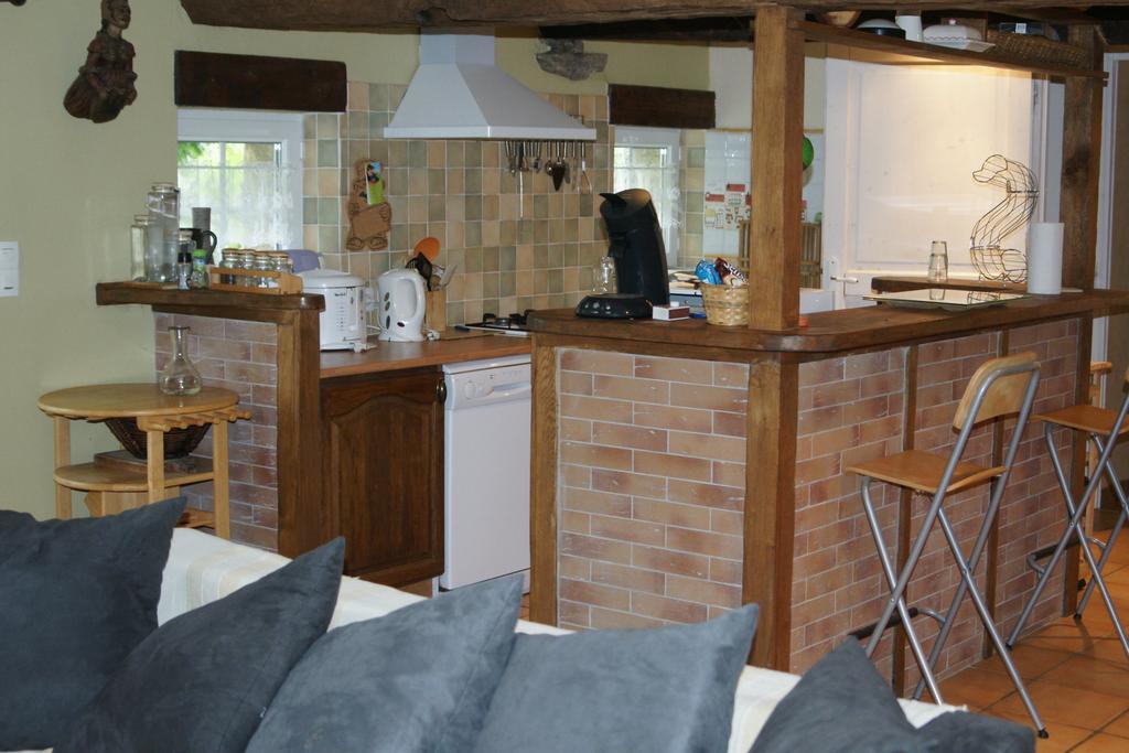 Villa Le P'Tit Hameau De Sey Quettehou Zimmer foto